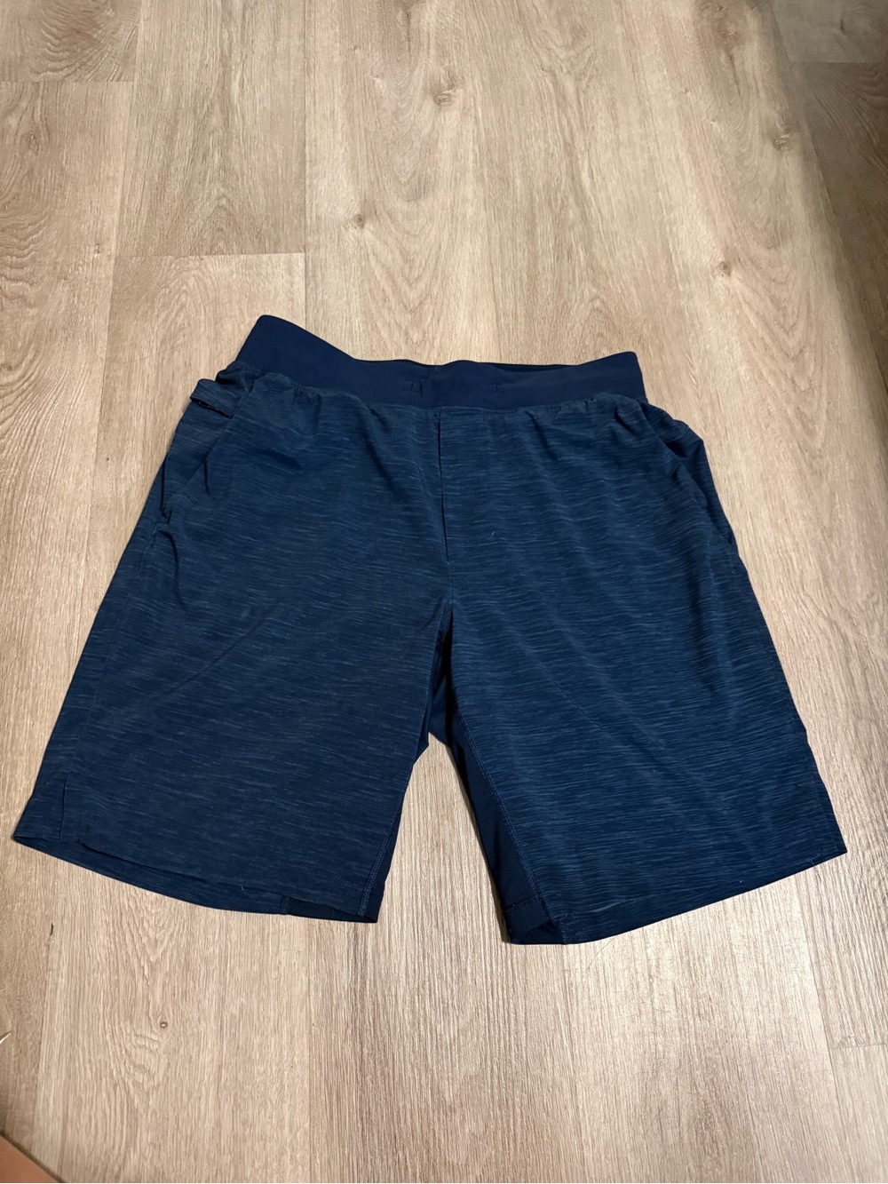 Lululemon T.H.E. Short Linerless 9" Heathered Navy Blue